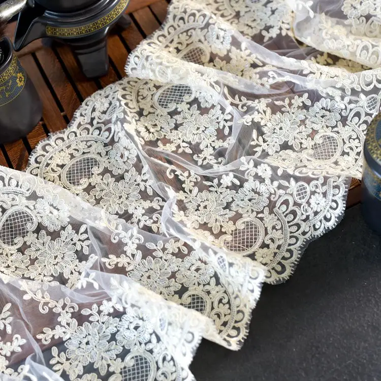 高品質マルチカラーシークインレース生地、ウェディングドレス用 - Table Runner Sequin のレビューと価格