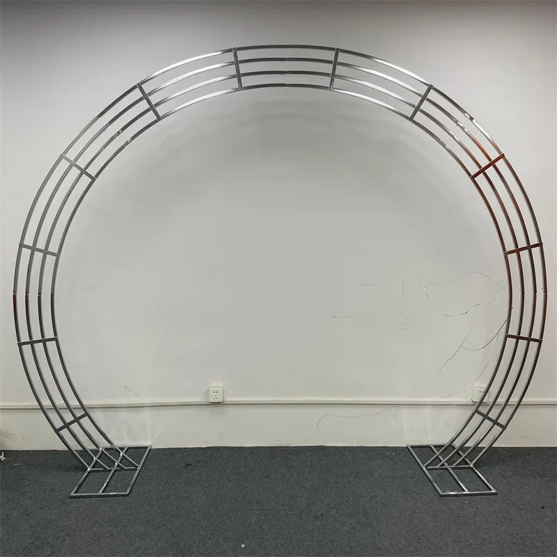 7.9フィート シルバーゴールド ウェディングパーティー用品 - The Wedding Supply Store のレビューと価格