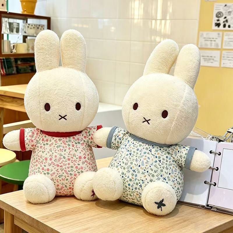 30 センチメートルかわいいミッフィーウサギ花柄ぬいぐるみ人 - Good Floral & Wedding Decor Supply Photos のレビューと価格